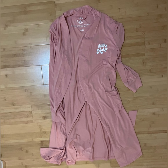 the little milk bar robe with attached belt - Picture 4 of 4